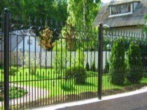 Кованые заборы на ленточном фундаменте 80 метров фото в Королёве