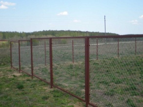 Забор из сетки рабицы в натяг секционный 12 метров фото в Королёве